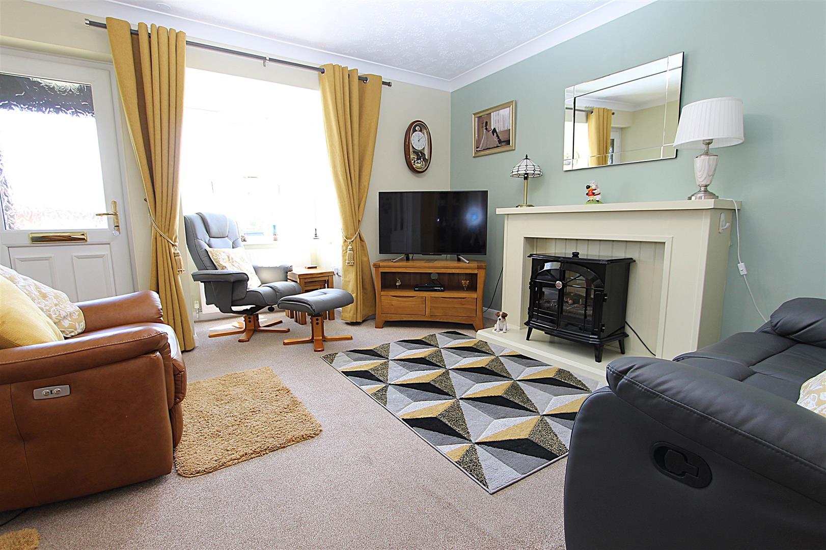 Skylark Way, Kidderminster